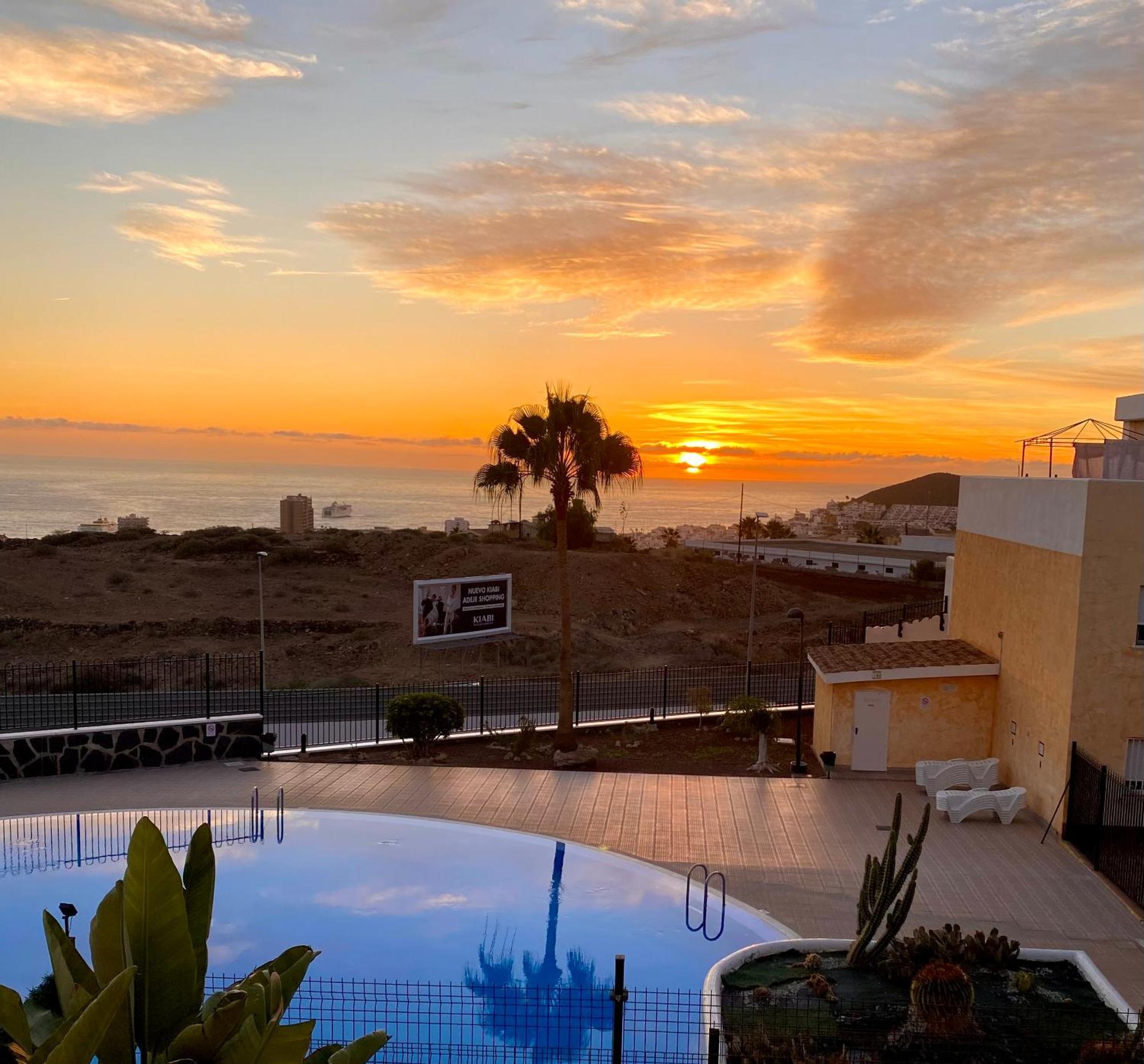 Golden Suite Ocean View & Pool Los Cristianos  Εξωτερικό φωτογραφία